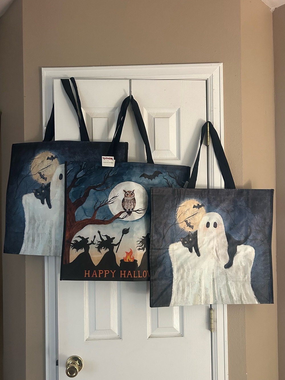 3 TJ Maxx Halloween Tote Bags. NWT.